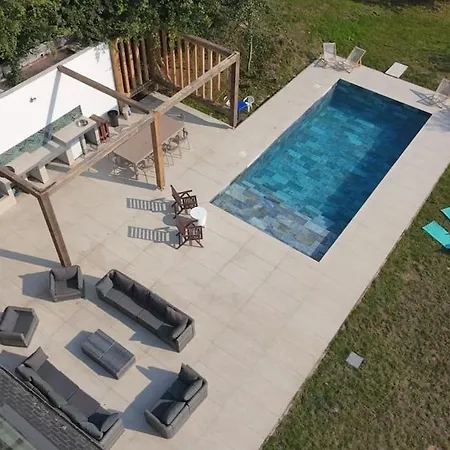 La Saint Leger - 12 Personnes Jardin Et Piscine Chauffee